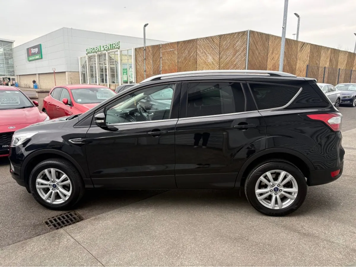 Ford Kuga 1.5 Diesel Zetec 120HP - Image 3