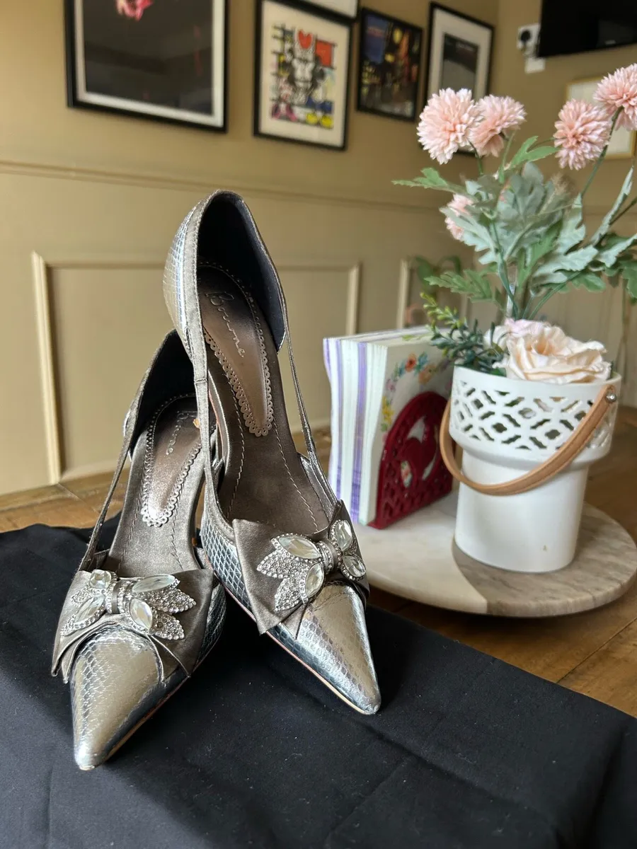 Stunning heels, shoe size 3,4 - Image 4