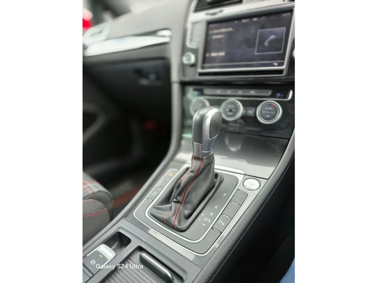 Volkswagen Golf GTI 2.0 Dsg/sparco Alloy Wheels - Image 4