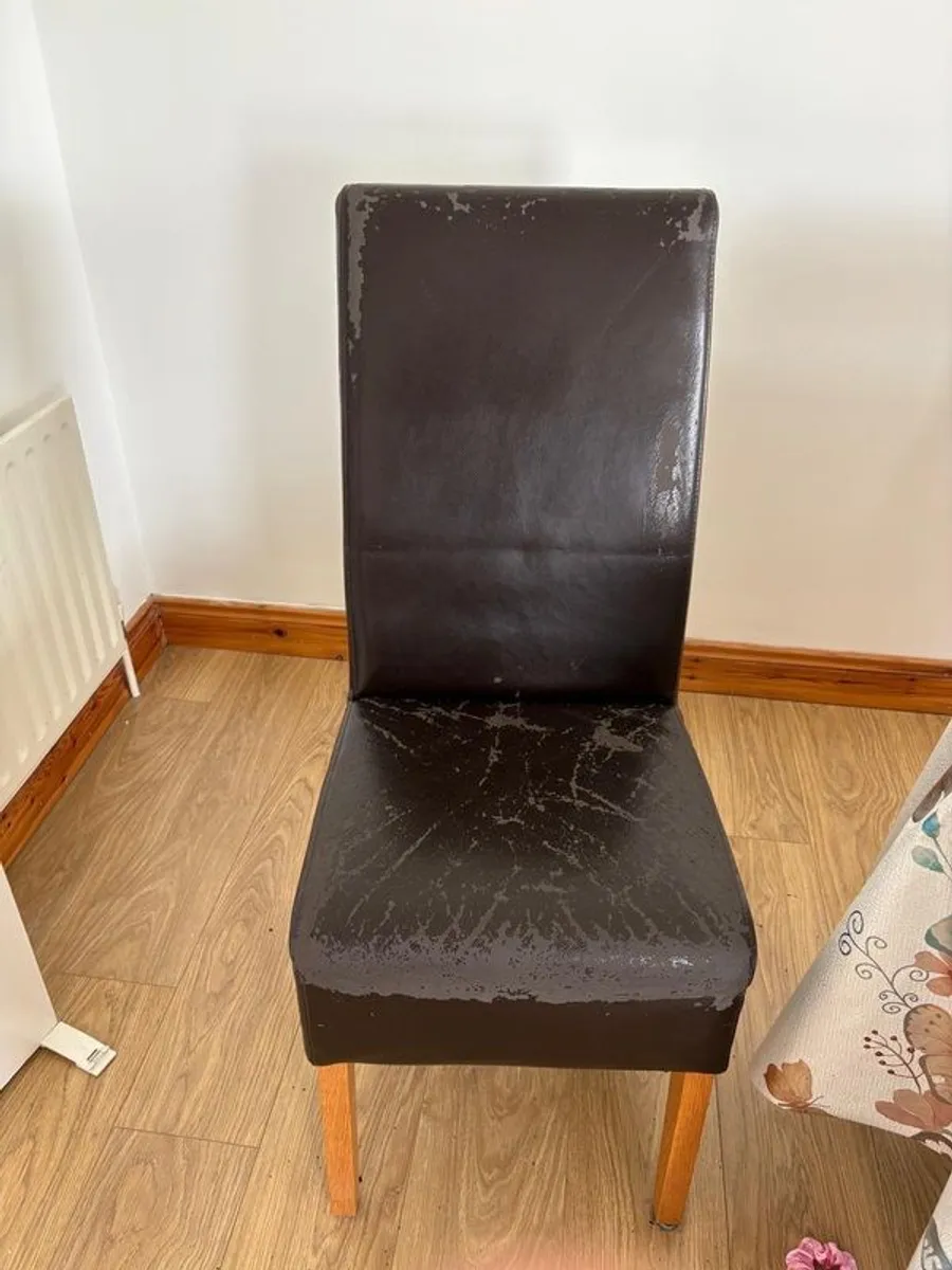 Apartment Contents - Image 4