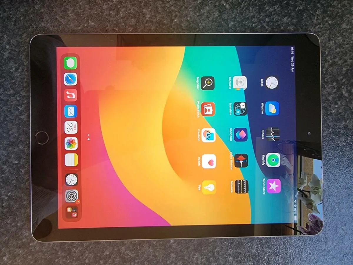 Ipad 6th Gen - Image 3