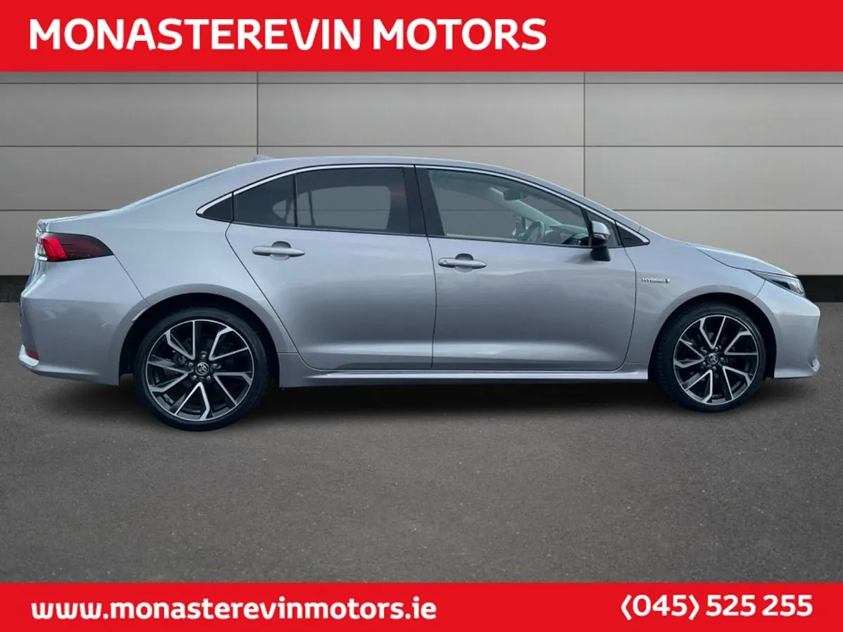 Toyota Corolla Hybrid SOL 4DR Auto Saloon - SAT N - Image 4