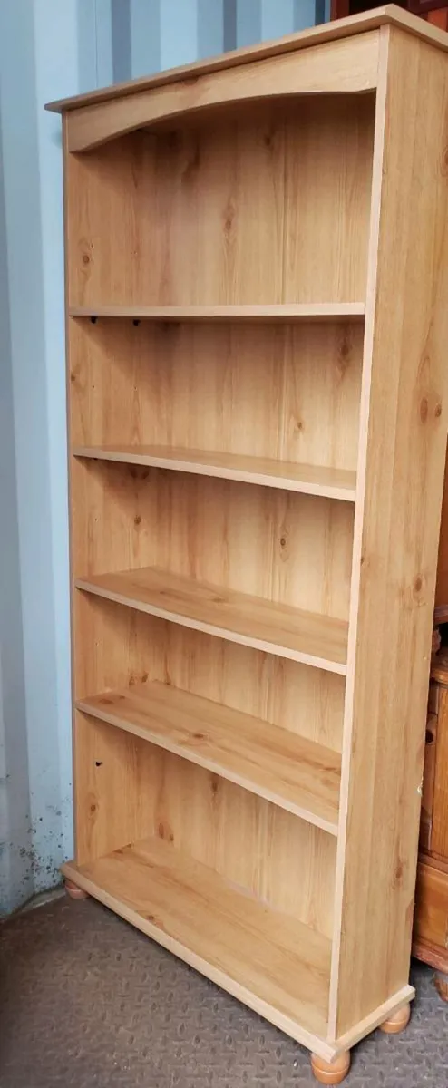 Pine book shelf