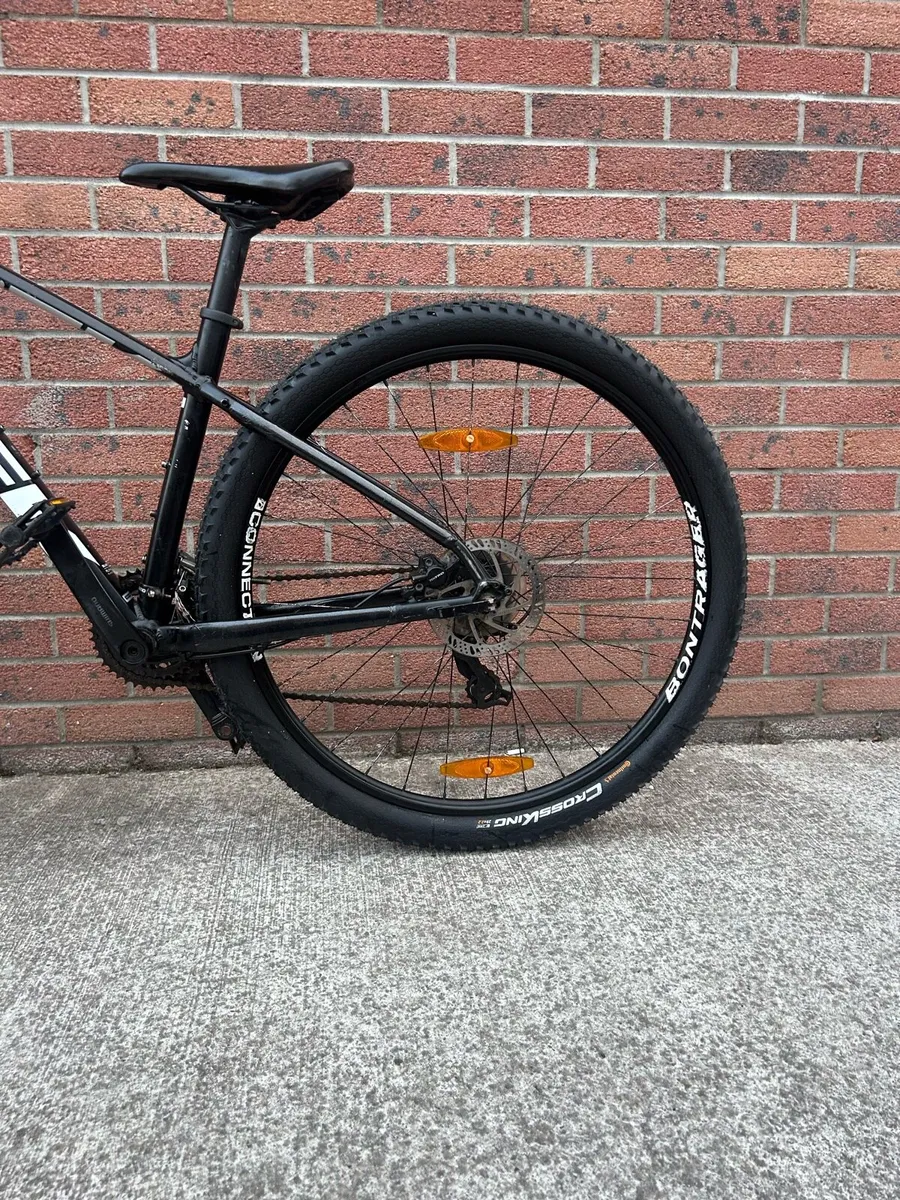 Trek Marlin 5 Mountain Bike - Image 4
