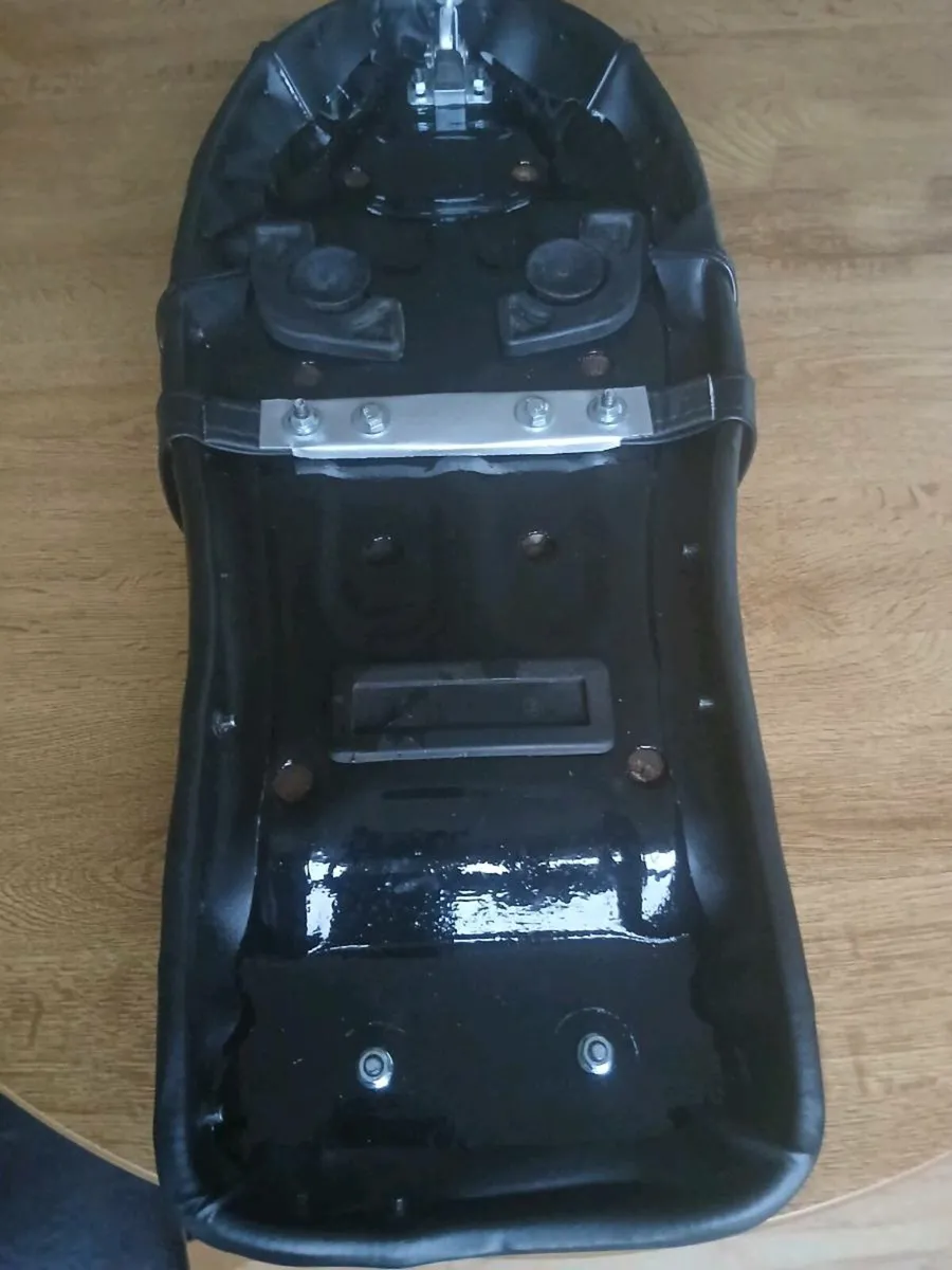 Honda 50 /70/90/ Seat Tanks/forks and parts. - Image 2