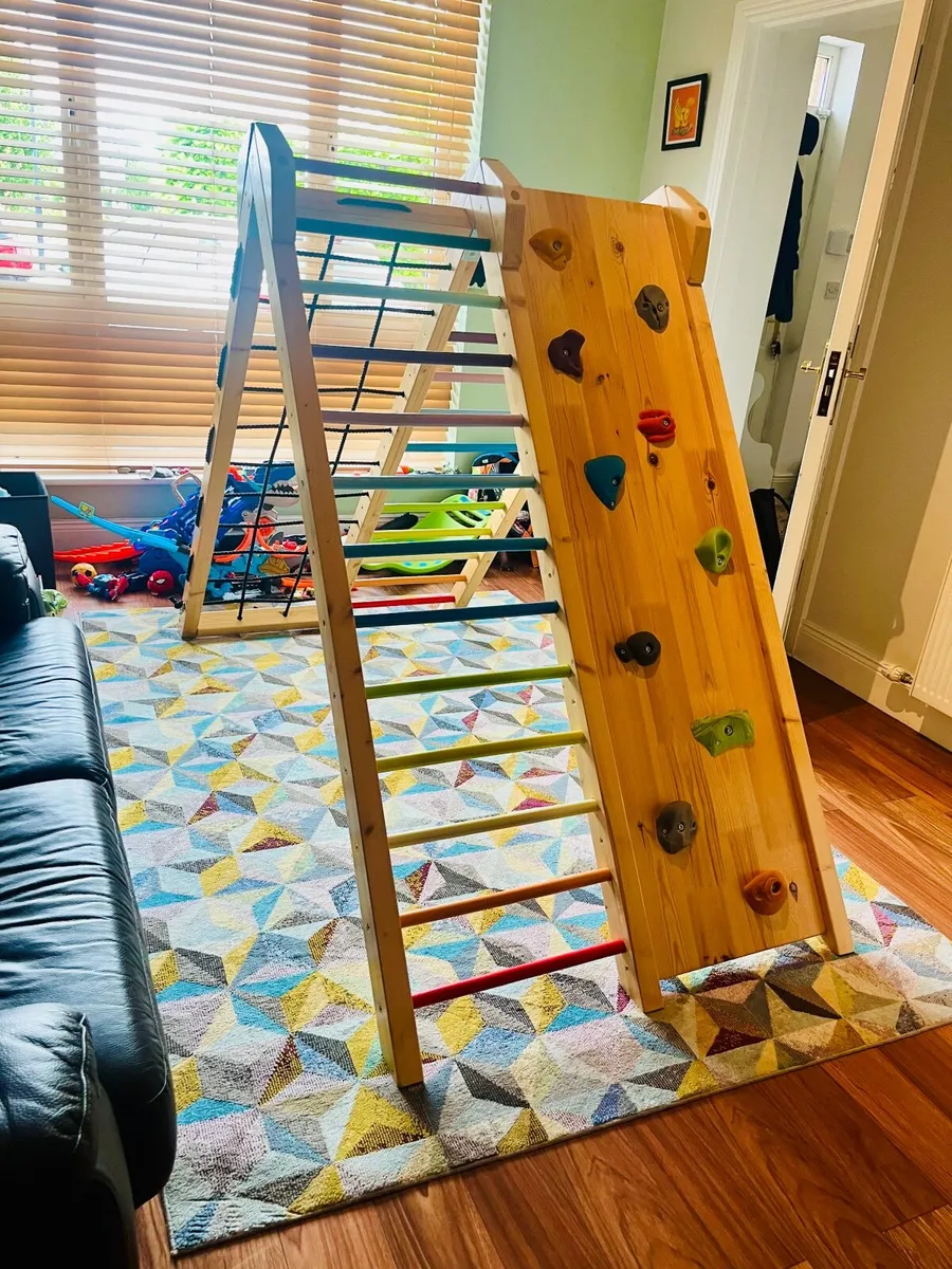Large Climbing Frame - Image 1