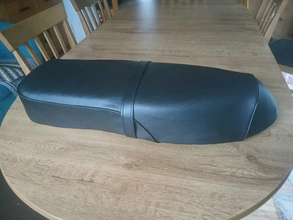 Honda 50 /70/90/ Seat Tanks/forks and parts. - Image 4