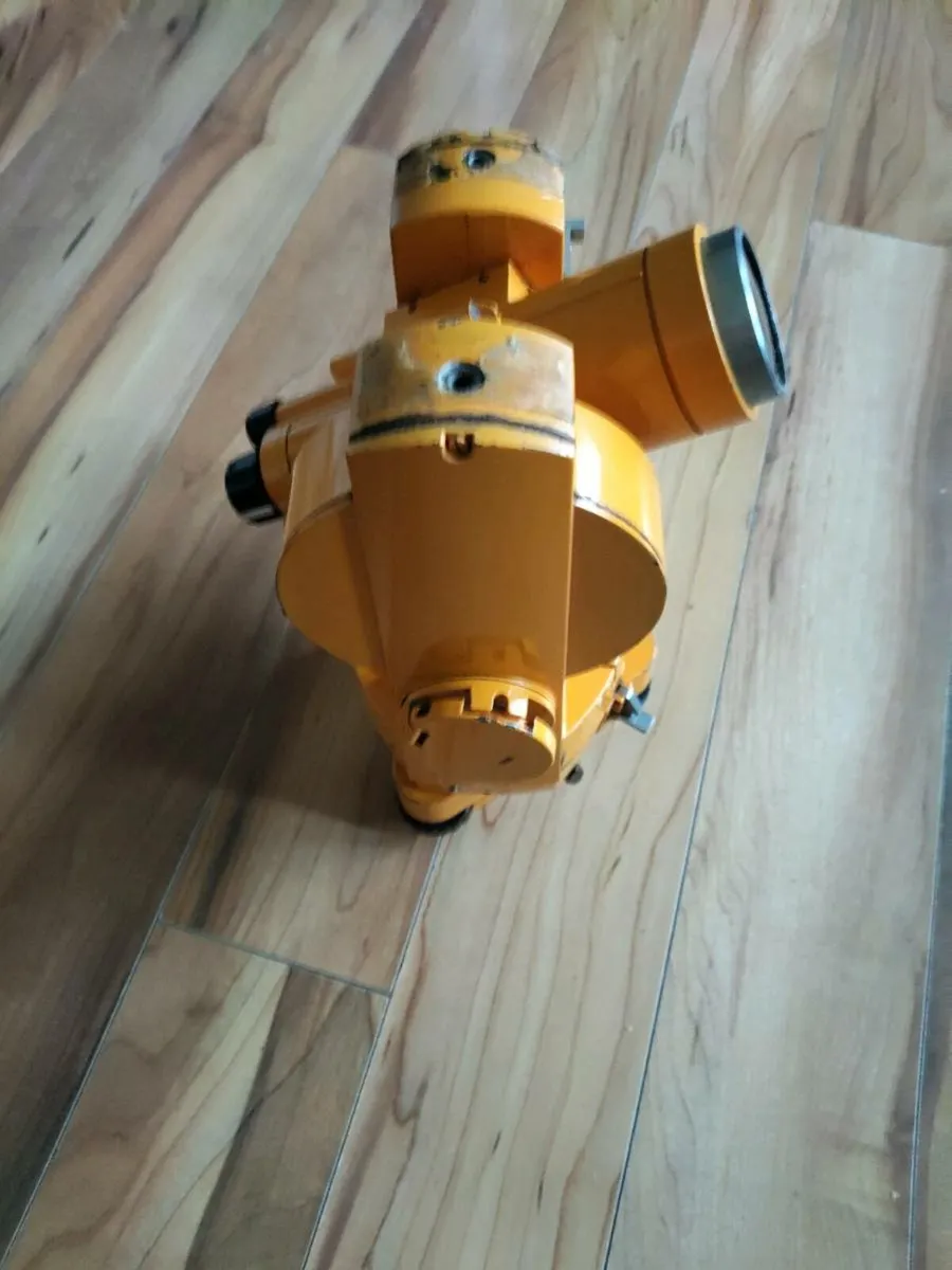 Theodolite - Image 2