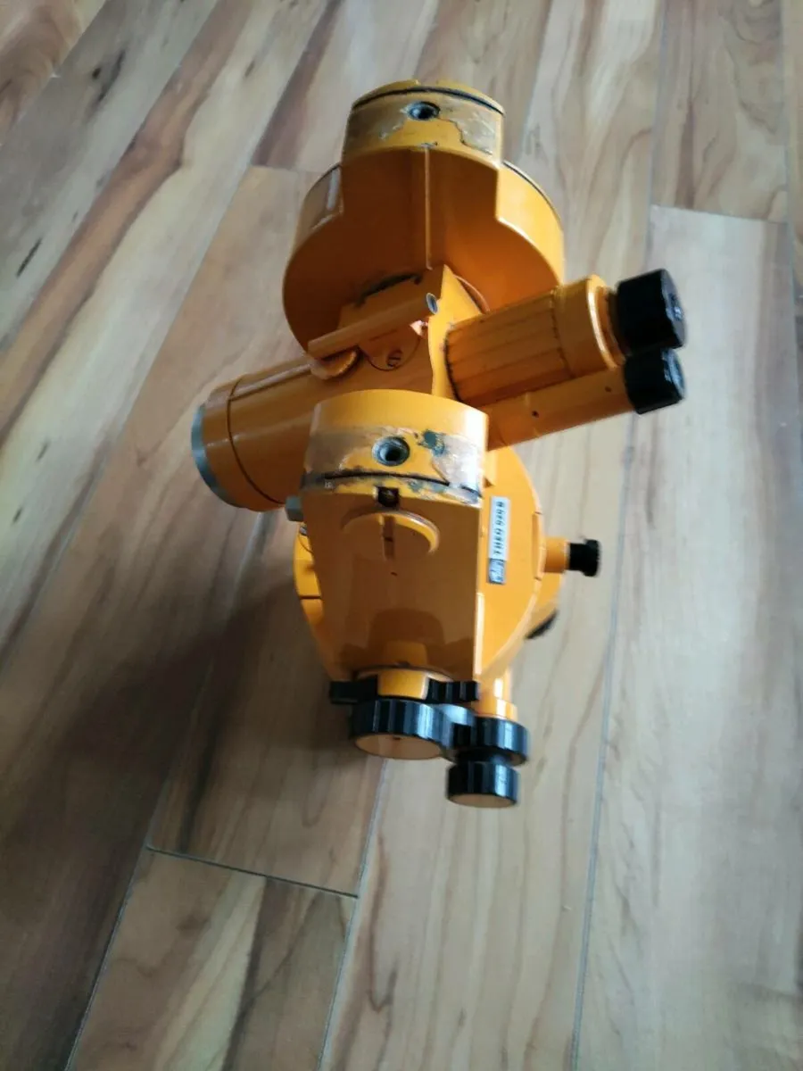 Theodolite - Image 3