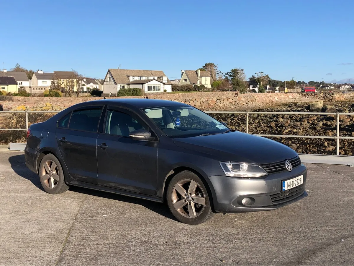 Volkswagen Jetta 2014 - Image 4