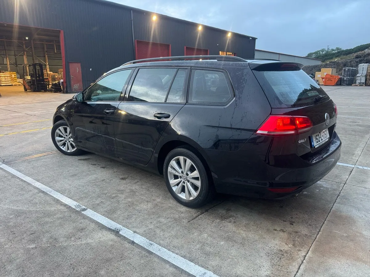 Volkswagen Golf - Image 4
