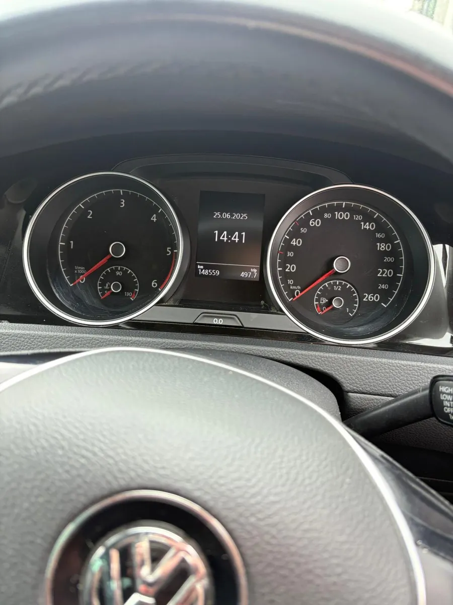 Volkswagen Golf - Image 2
