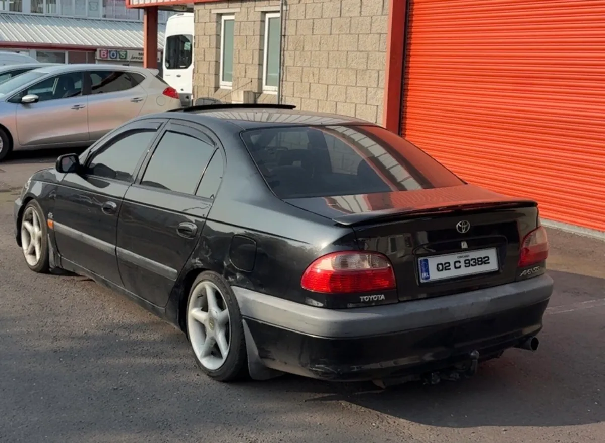 ***02 Toyota avensis D4D needs work*** - Image 3