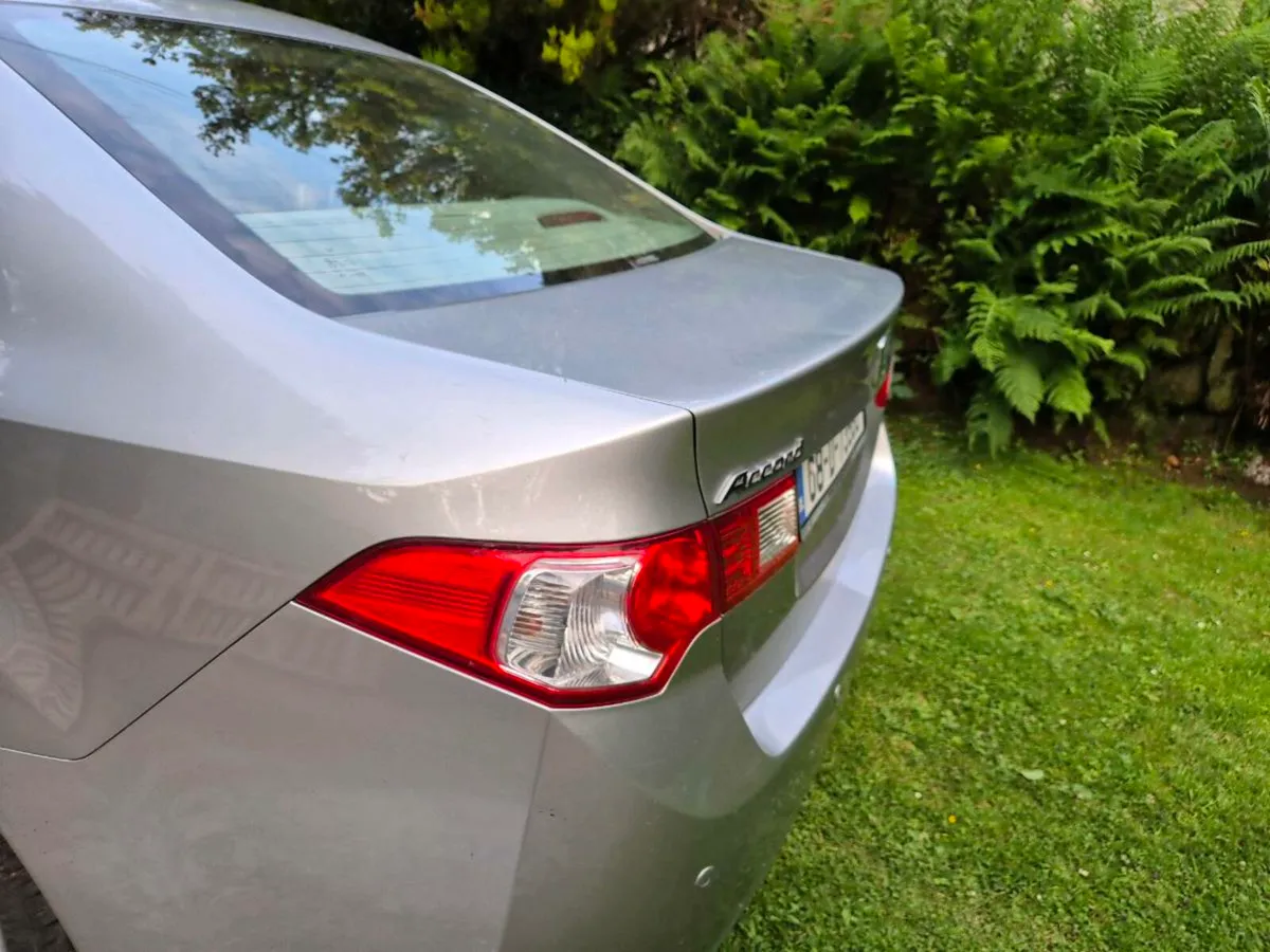 2008 Honda Accord - Image 3