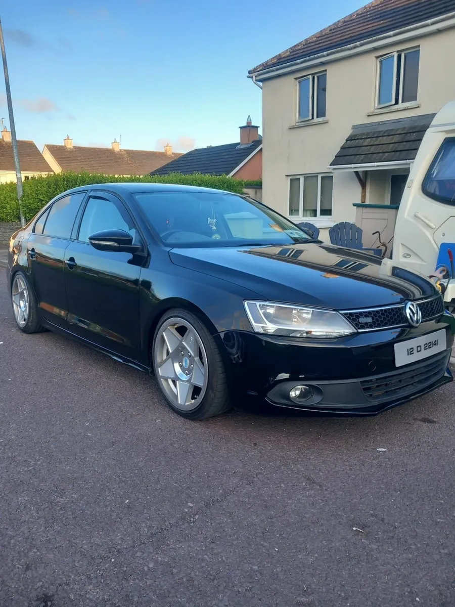 Volkswagen Jetta 2012 - Image 1