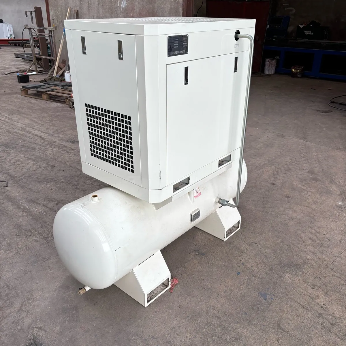 New Screw Compressor - Image 3
