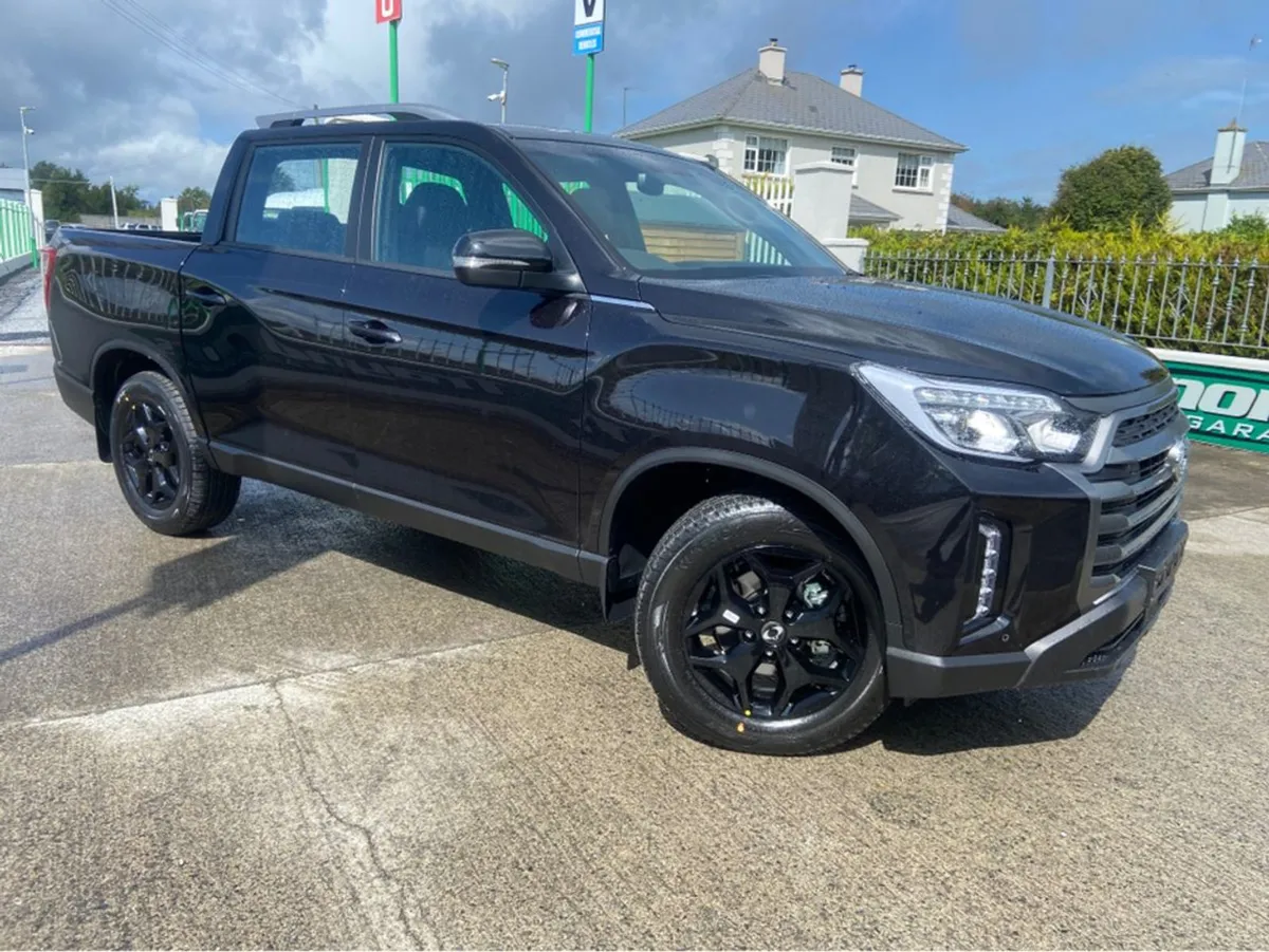 KGM Musso 4X4 Automatic Crew CAB 5 Seater - Image 1