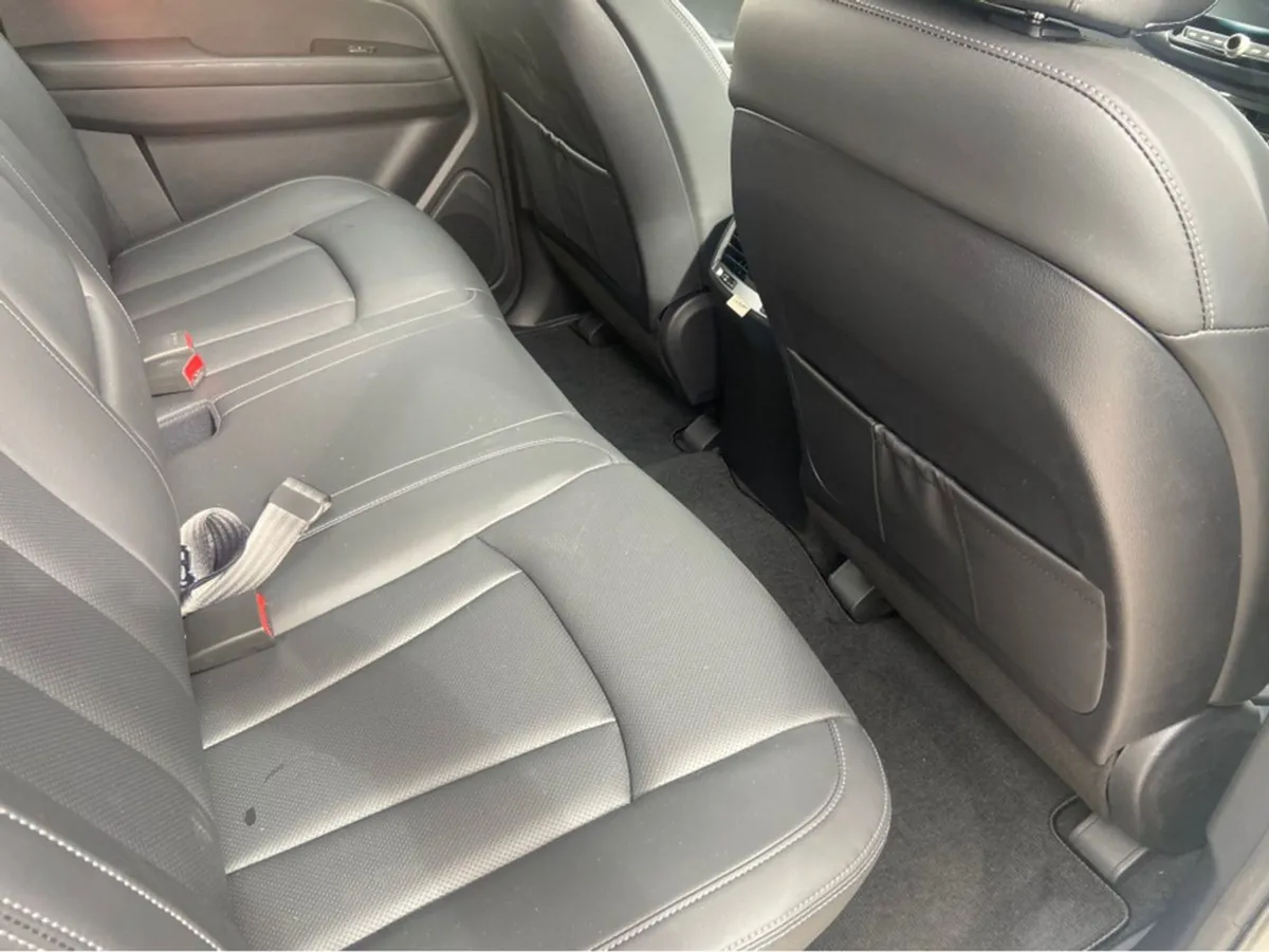 KGM Musso 5 Seater Crew CAB With Canopy Automatic - Image 3