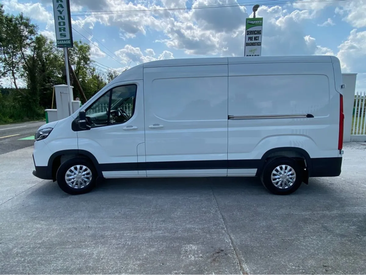 Maxus Deliver 9 E Deliver 9 L3 H2 100  Electric - Image 4