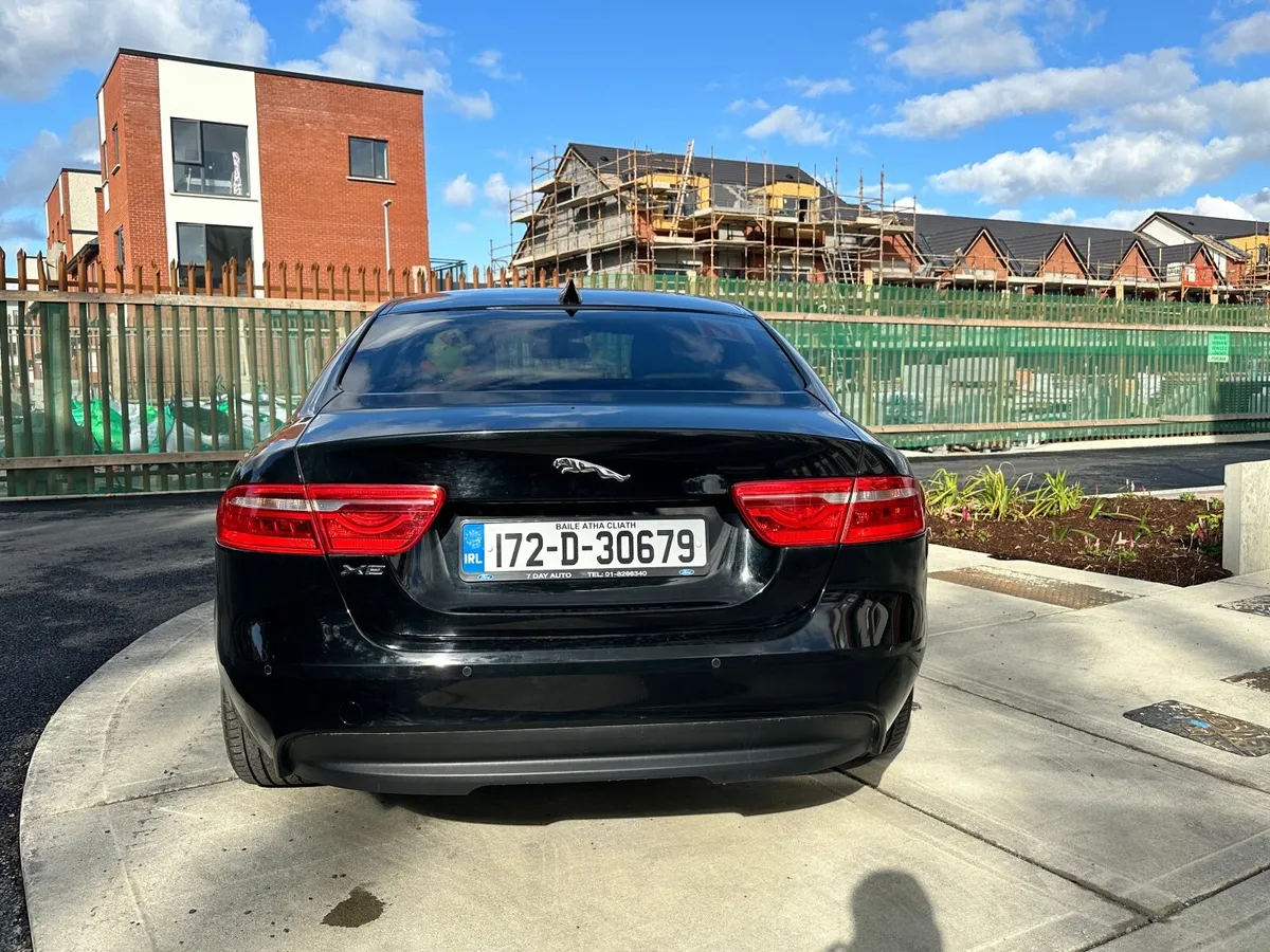 Jaguar XE 2017 - Image 2
