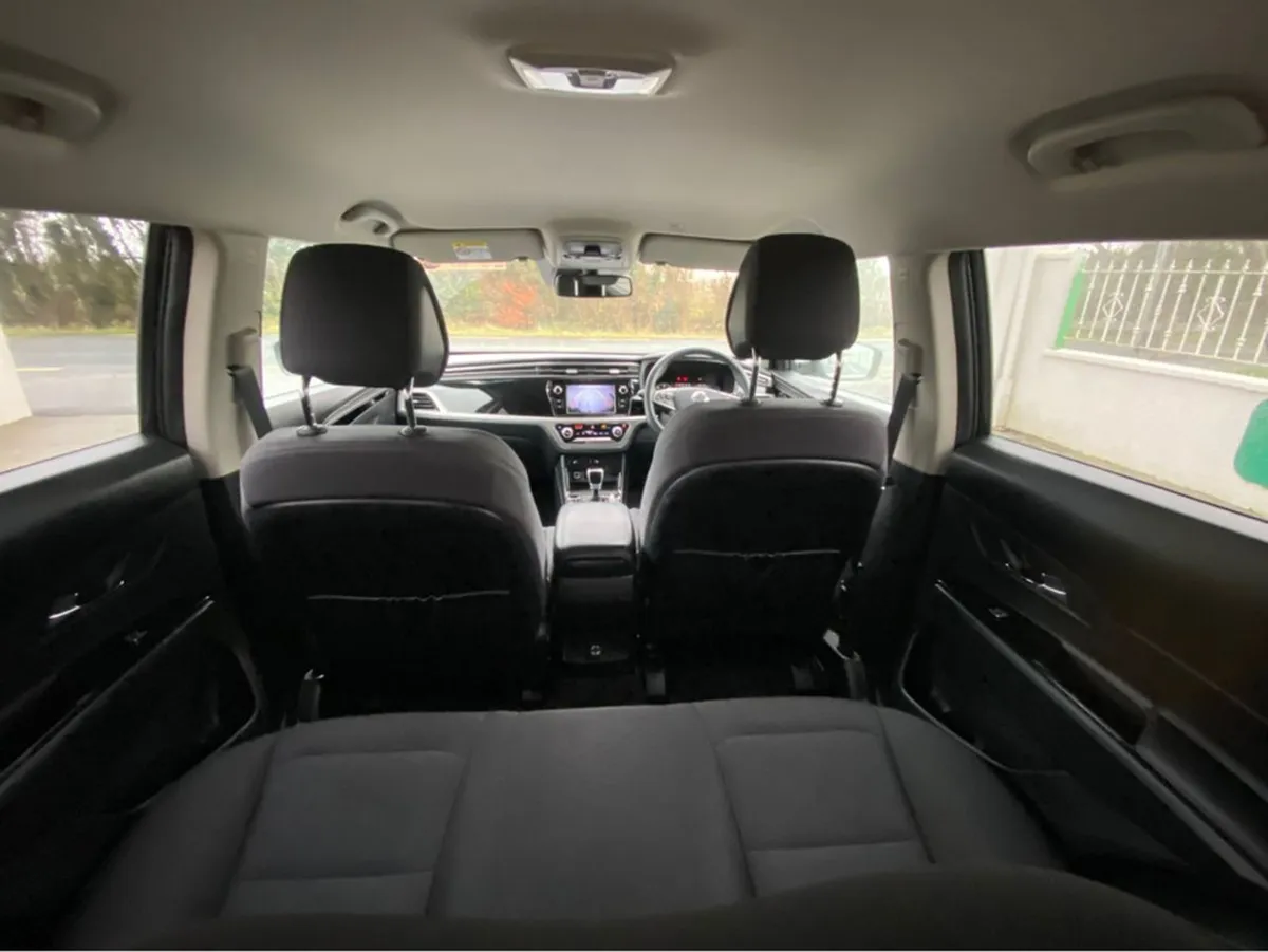 Ssangyong Korando EL 1.6 2WD 4DR Auto - Image 3