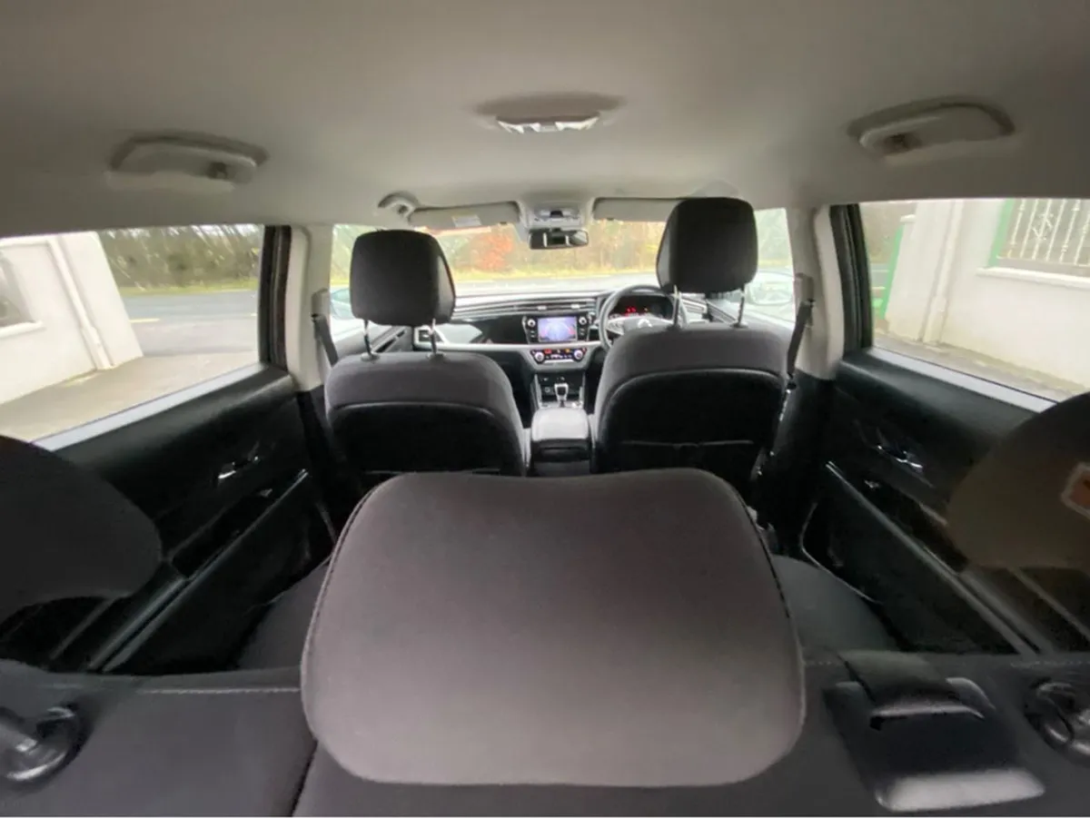 Ssangyong Korando EL 1.6 2WD 4DR Auto - Image 4