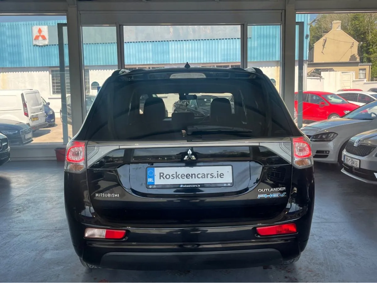 Mitsubishi Outlander Mini ONE 2.0 GX 4H Phev 5DR - Image 4