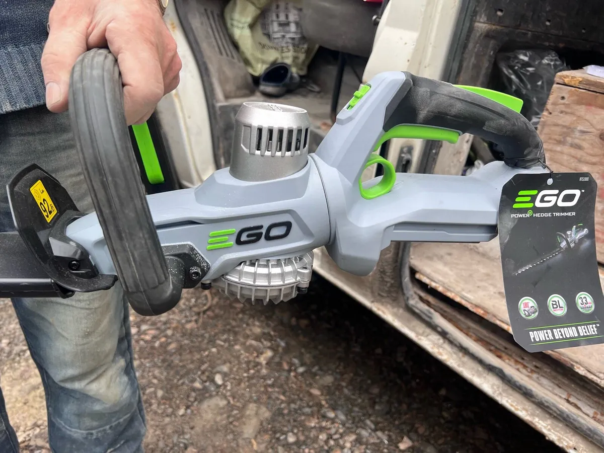 EGO power hedge trimmer - Image 1