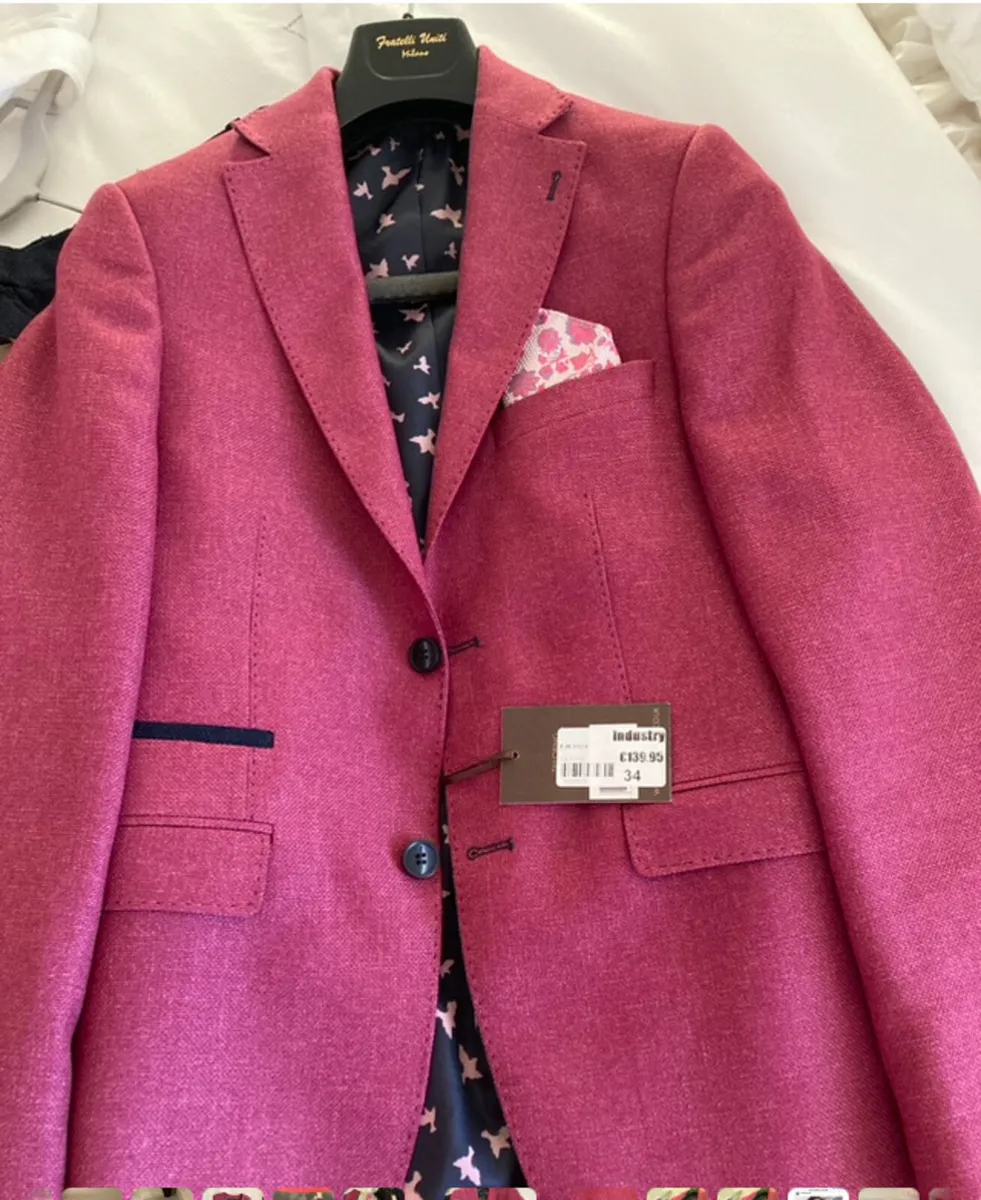 Graduation Suit - Image 1