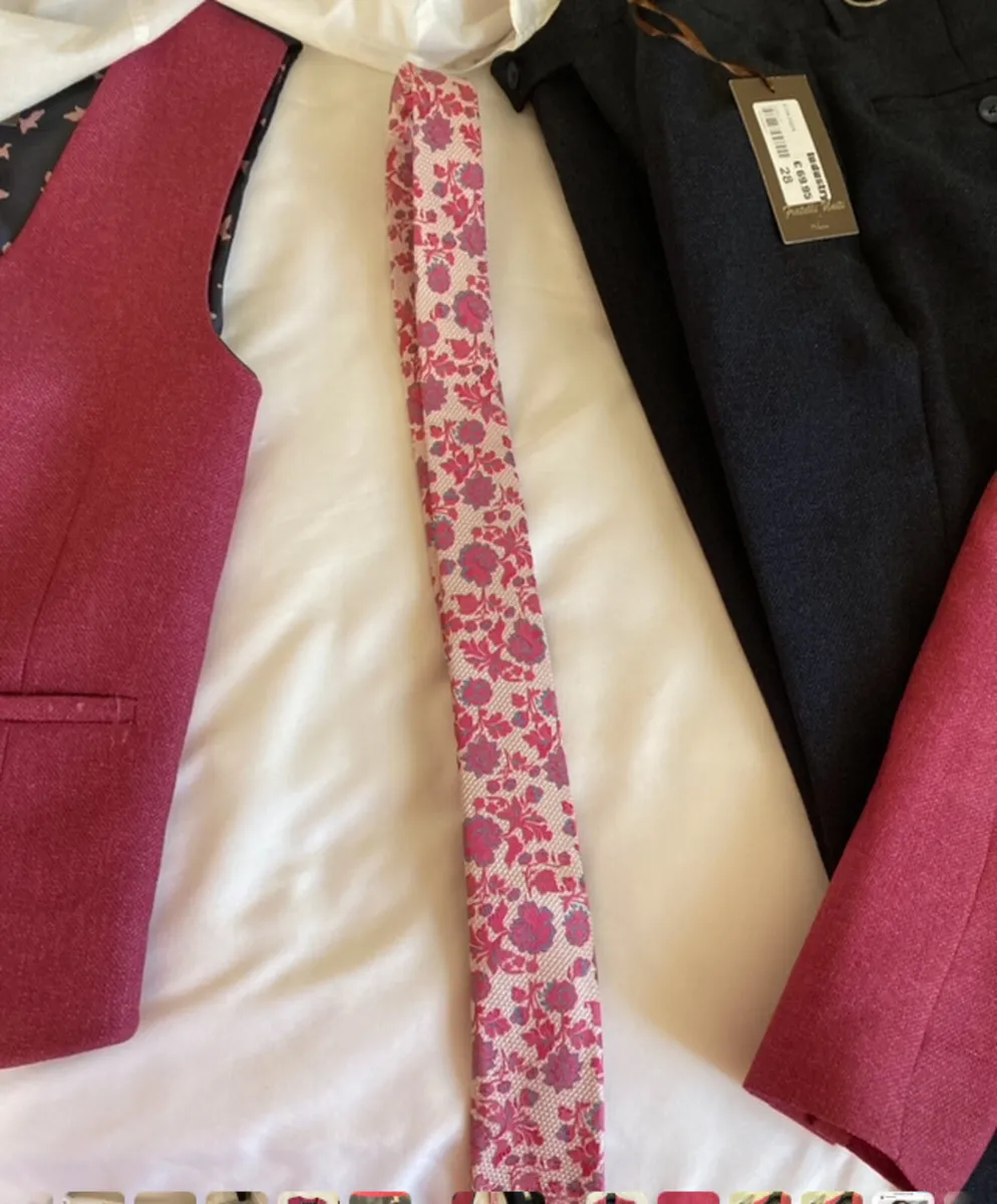 Graduation Suit - Image 4