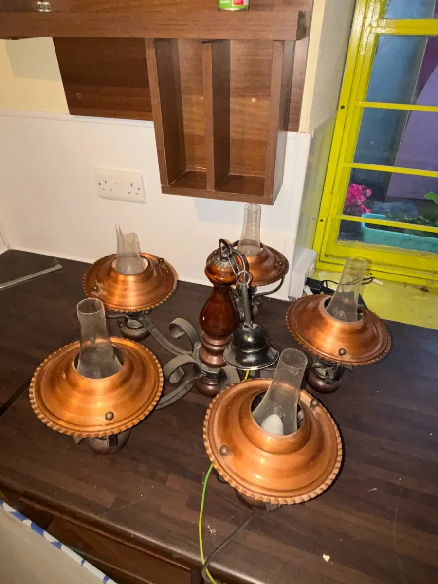 Light Fixtures - Image 4