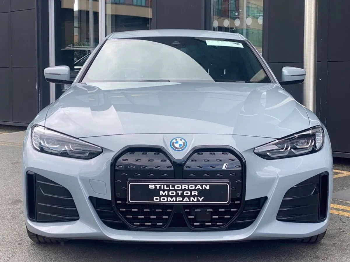 BMW i4 40e M-sport Auto EV - Image 4