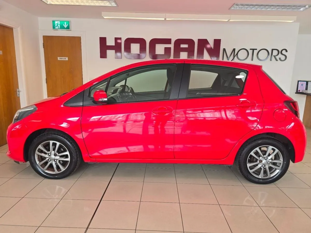 Toyota Yaris 1.0 Icon 5DR H/B Best Spec - Image 4