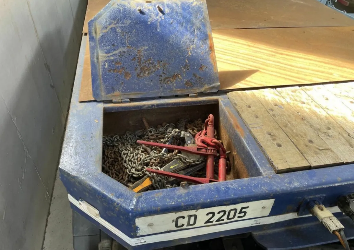 Low loader - Image 4