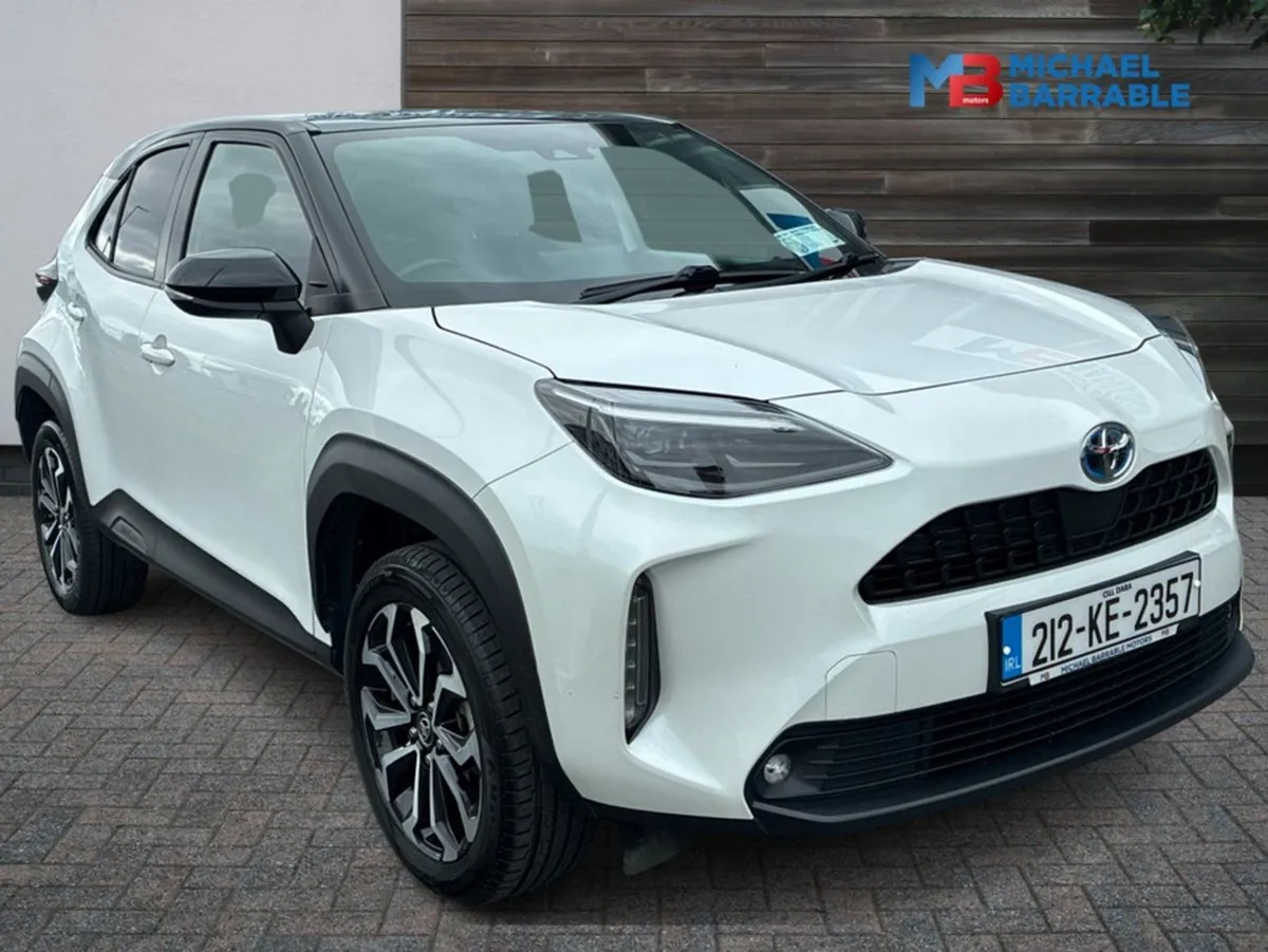 Toyota Yaris CR Cross Luna Sport 4DR Auto - Image 1
