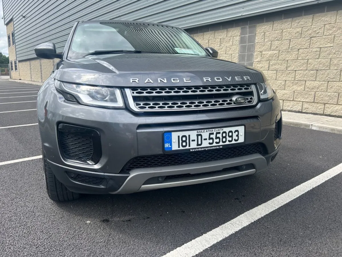 Land Rover Range Rover Evoque 2.0 ED4 SE 150BHP S - Image 4