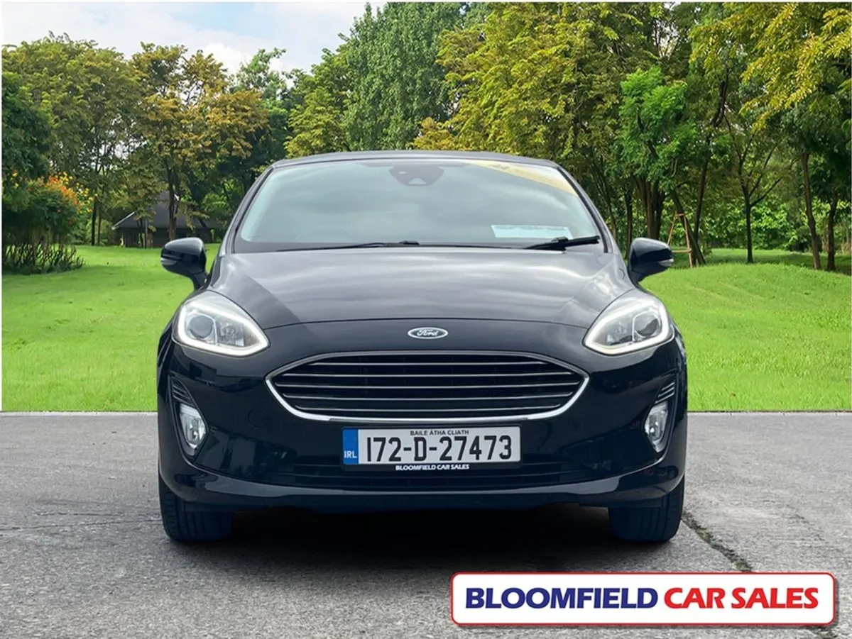 Ford Fiesta .1 Zetec 85ps 5DR // Low Mileage  New - Image 2