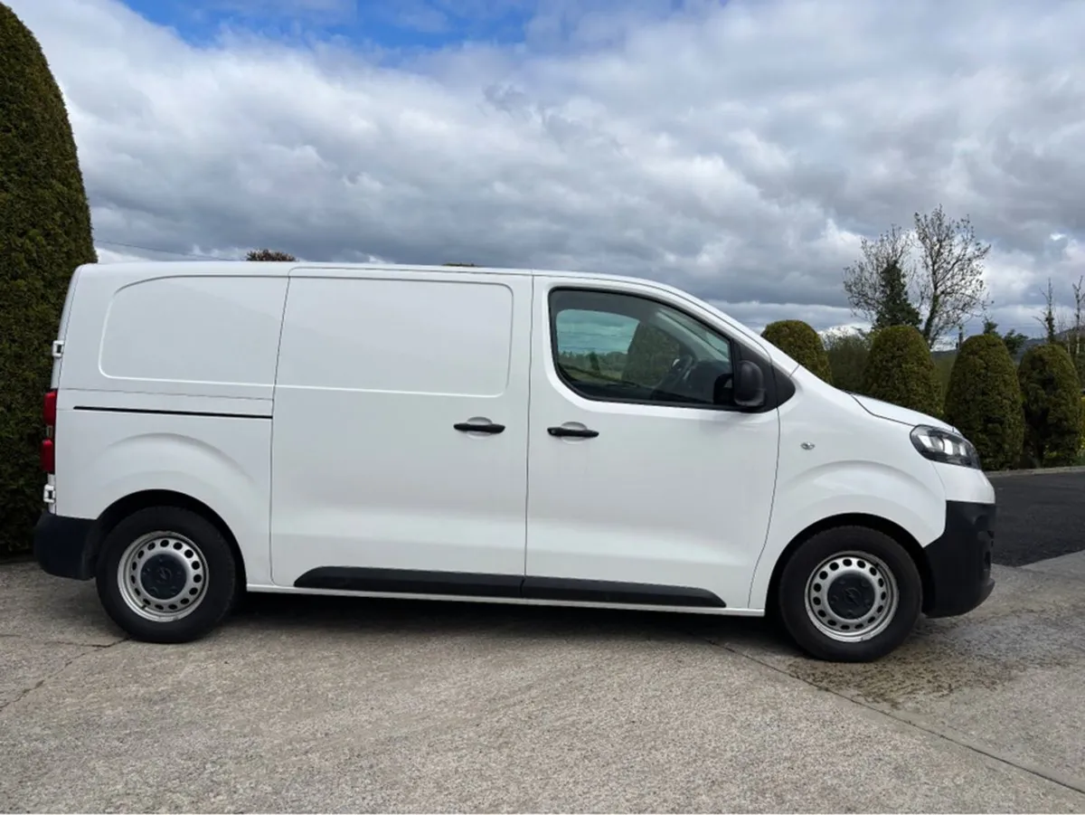 Opel Vivaro L1h1 2700 1.5 - Image 2