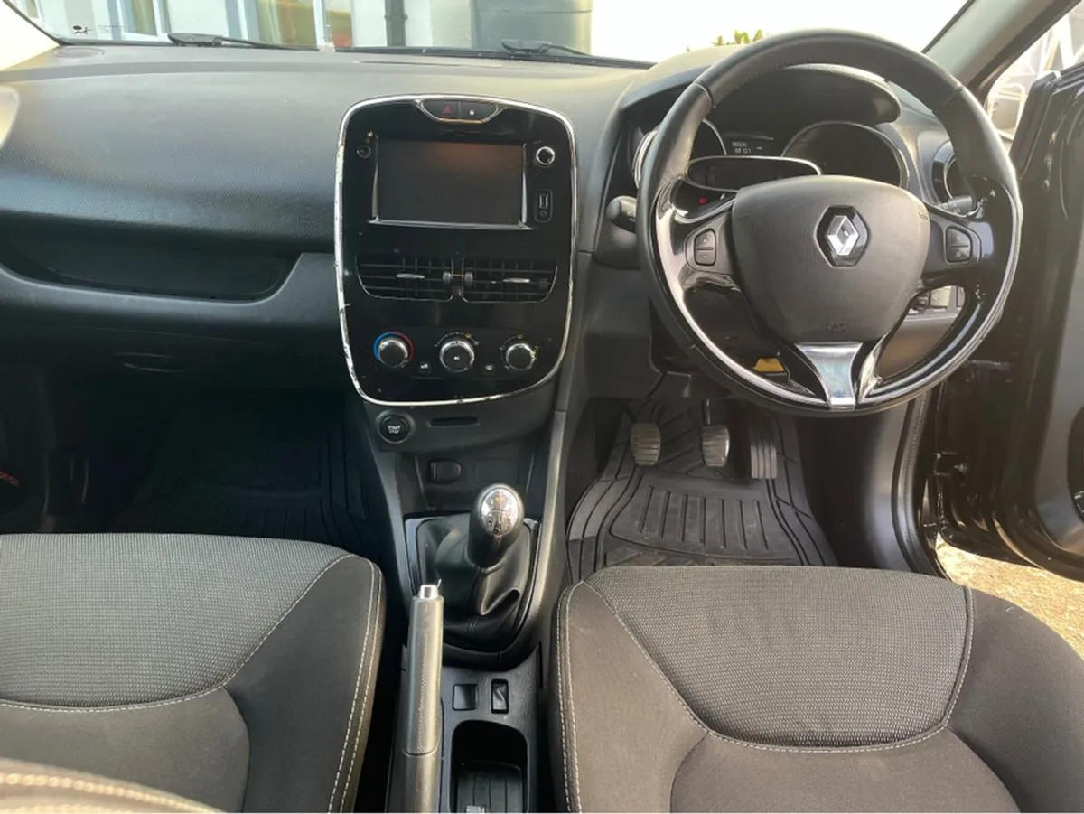 Renault Clio 1.2 Dynamique Medianav 75 - Image 4