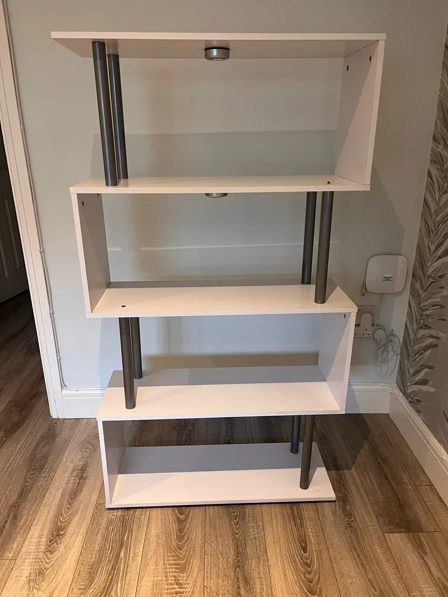 S shaped unit - Image 1