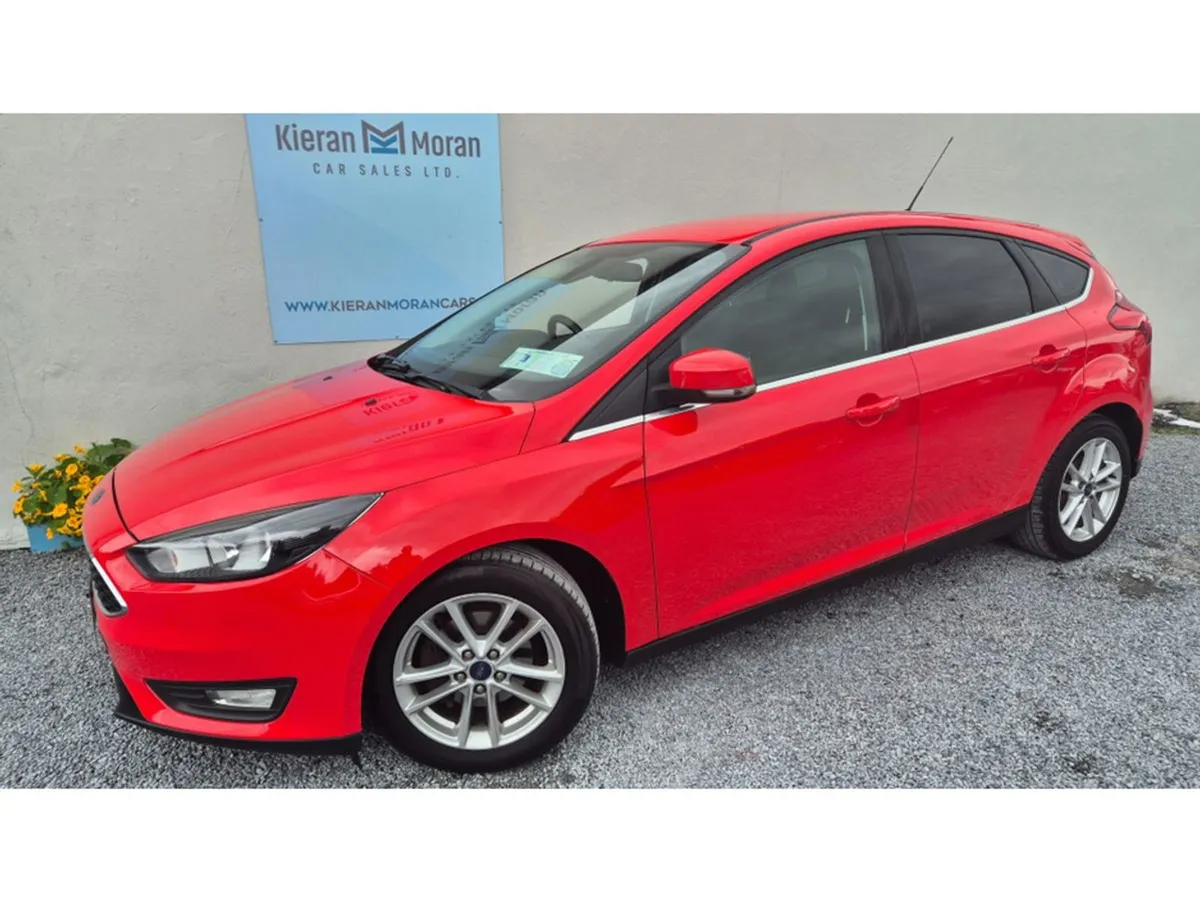 Ford Focus 5DR - Image 1