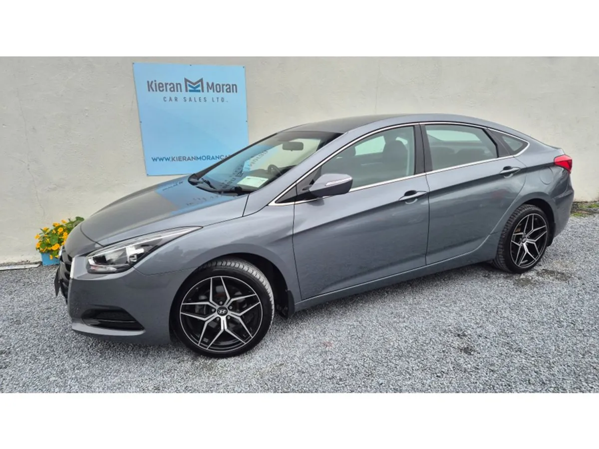 Hyundai i40 Comfort 4DR - Image 1