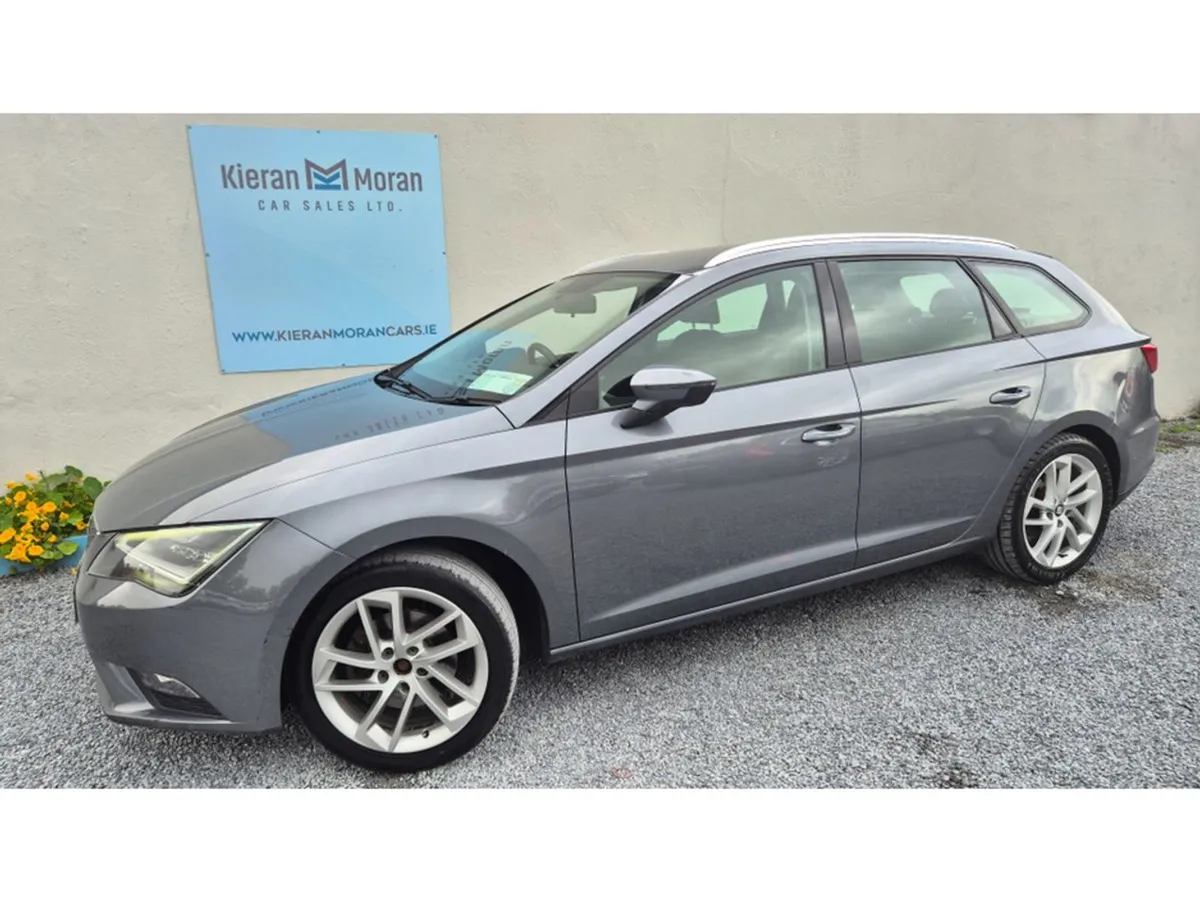 SEAT Leon 5DR - Image 1