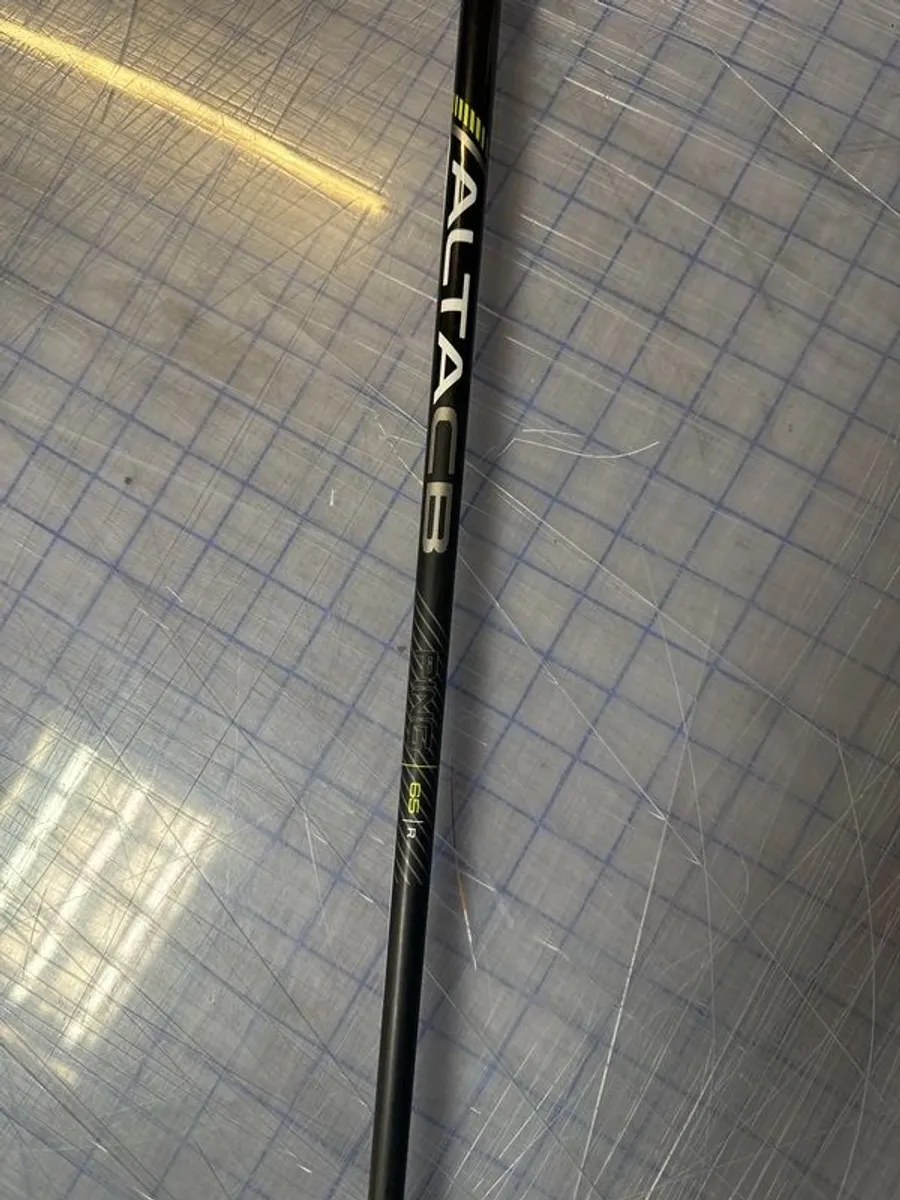 Ping G425, 4 hybrid and 3 wood. Free delivery - Image 3