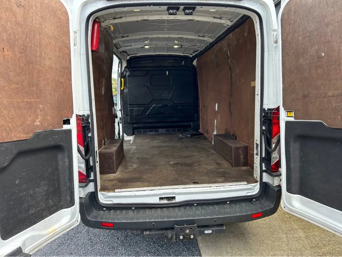 Ford Transit 350 5DR LWB 4DR / no VAT / New DOE - Image 3