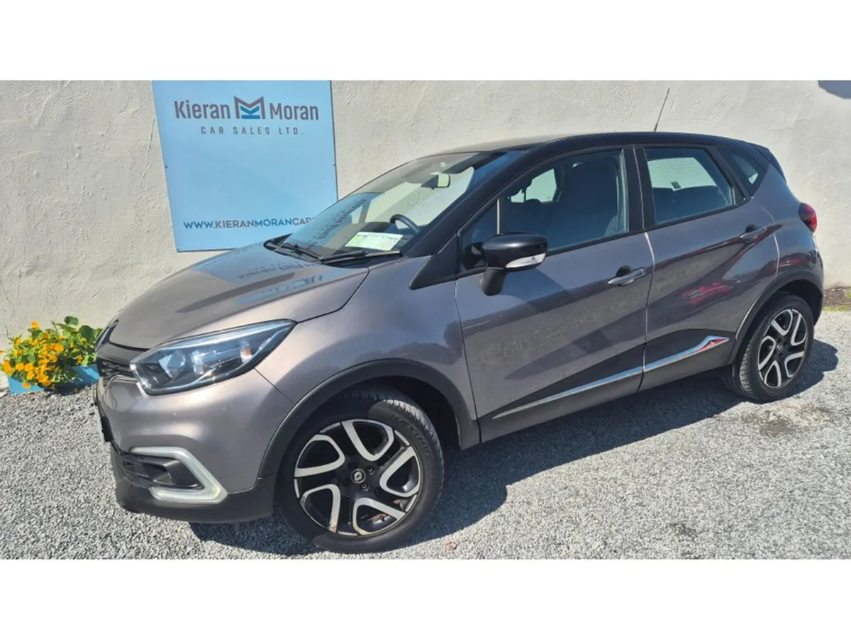 Renault Captur 4DR - Image 1