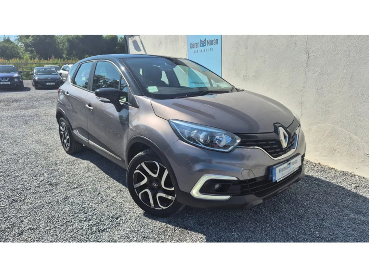 Renault Captur 4DR - Image 2