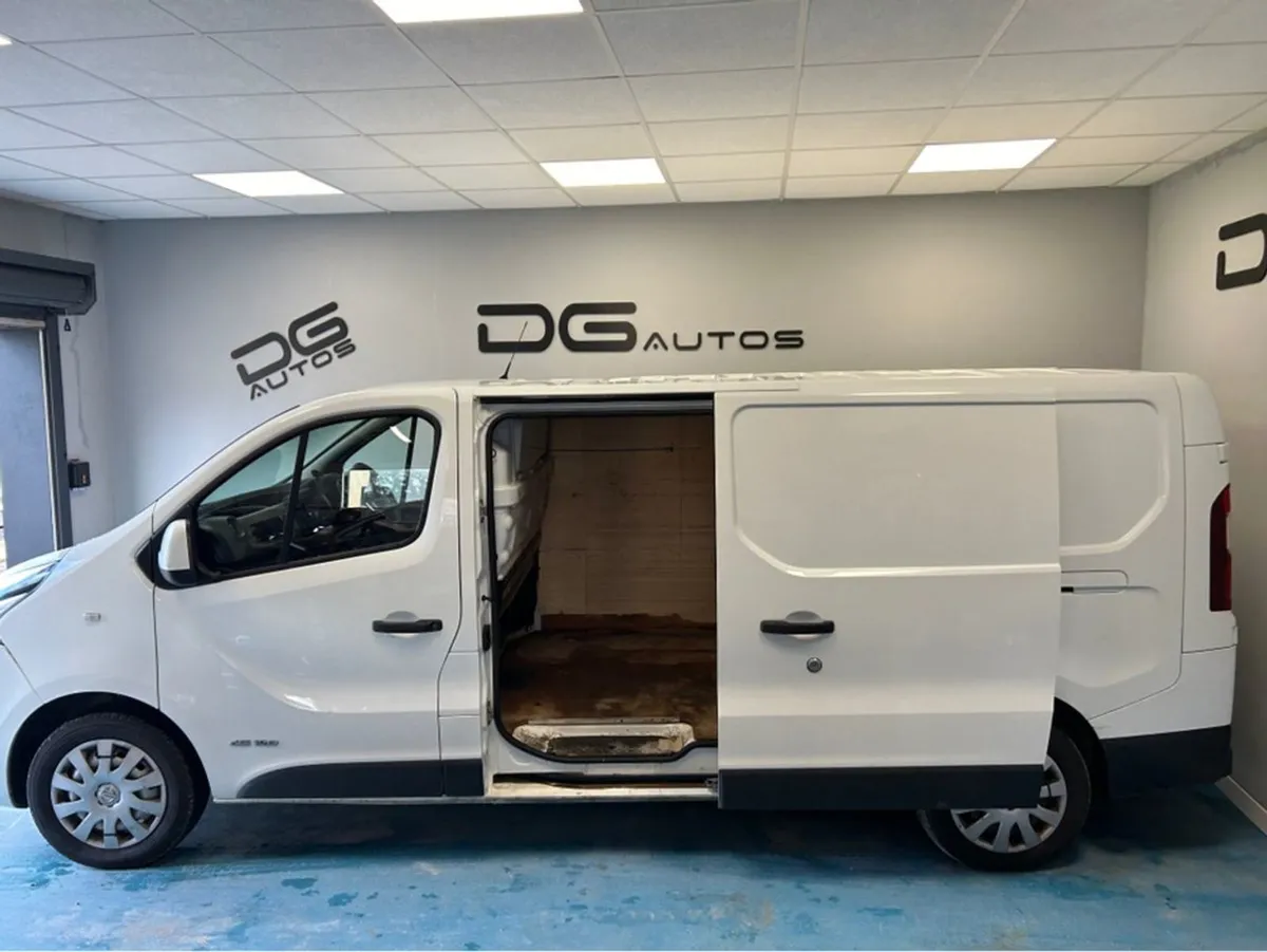 Nissan NV300 LWB - Acenta 5DR - No VAT - Image 1