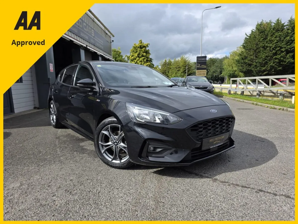 Ford Focus St-line 1.0 Ecoboost 125 125PS 4DR - Image 1