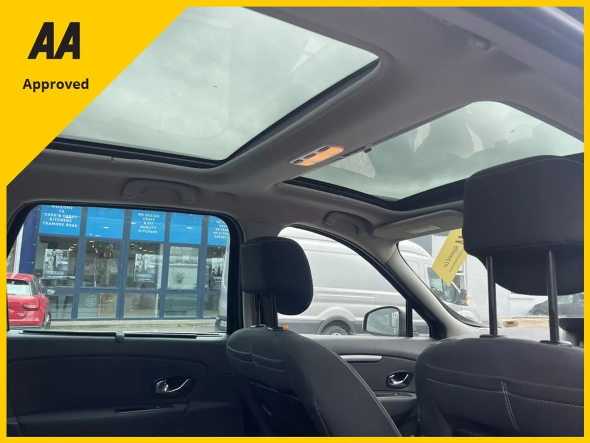 Renault Grand Scenic 1.5dci Auto 7 Seater LTD Edi - Image 2